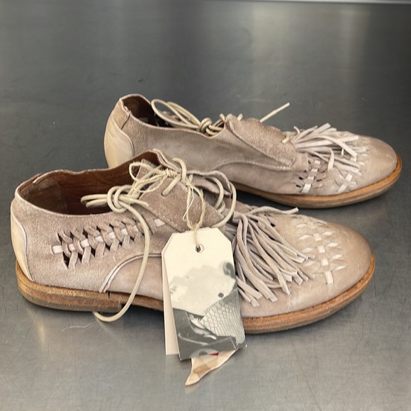 AS98 “ZURI” dusty gray leather. New in box and/or with tags. - Picture 3 of 8